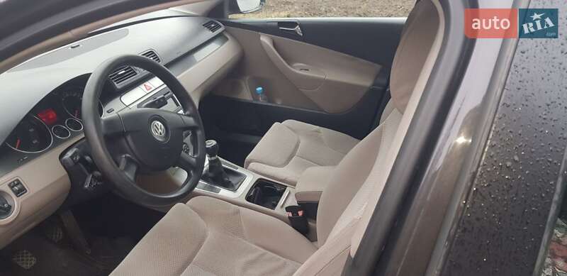 Седан Volkswagen Passat 2007 в Киеве