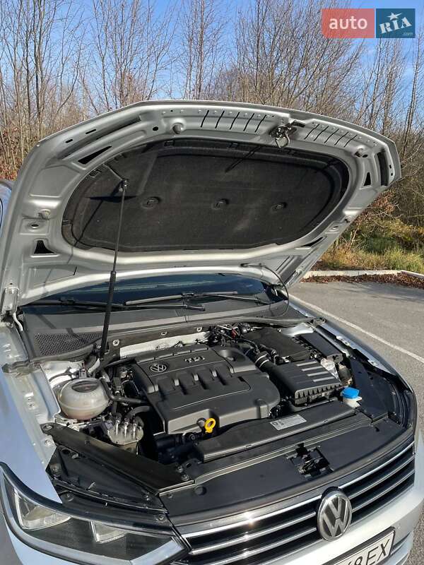 Универсал Volkswagen Passat 2016 в Звягеле