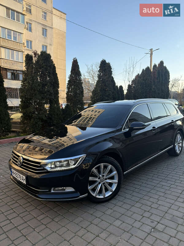 Універсал Volkswagen Passat 2017 в Одесі