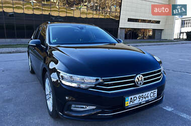 Универсал Volkswagen Passat 2019 в Запорожье