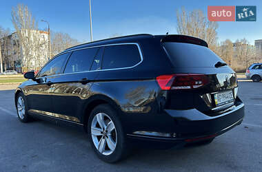 Универсал Volkswagen Passat 2019 в Запорожье