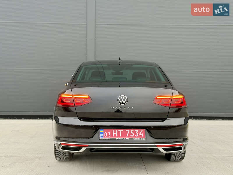 Седан Volkswagen Passat 2022 в Броварах