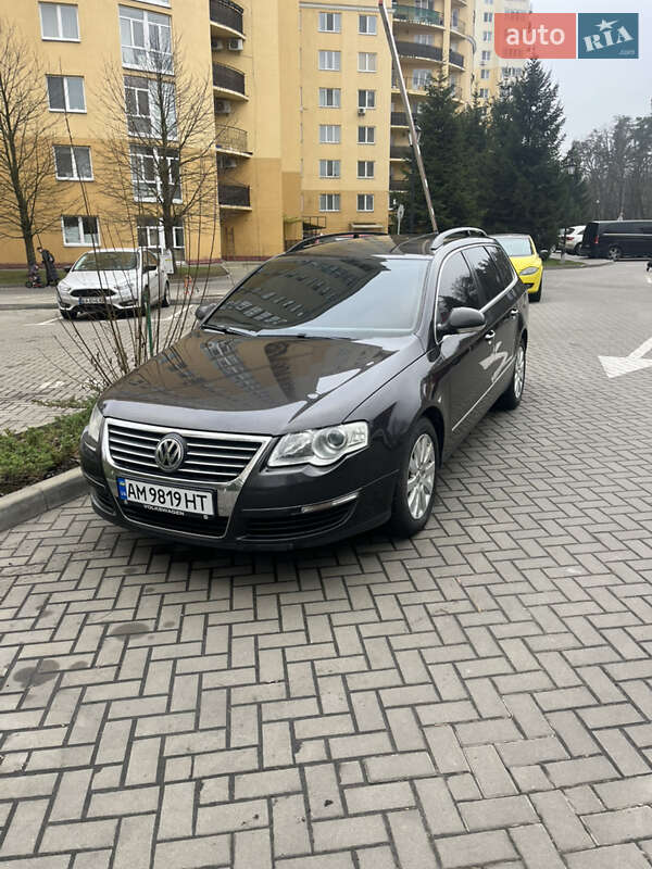 Volkswagen Passat 2010