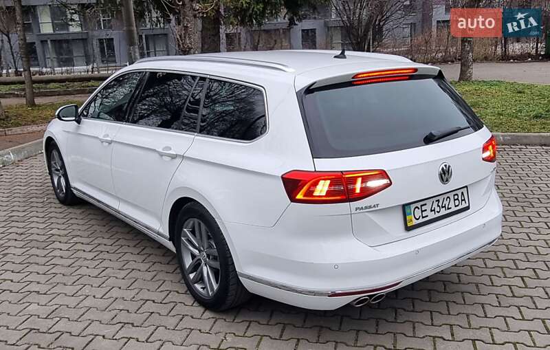 Універсал Volkswagen Passat 2015 в Чернівцях