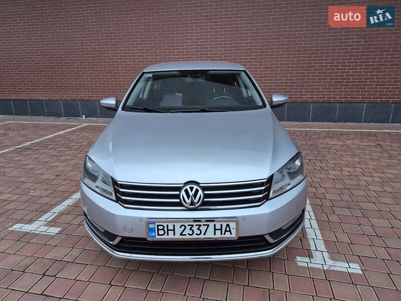 Седан Volkswagen Passat 2011 в Одессе фото 5 Седан Volkswagen Passat 2011 в Одессе