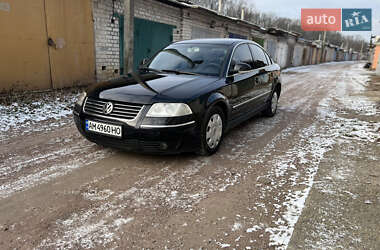Седан Volkswagen Passat 2003 в Житомирі