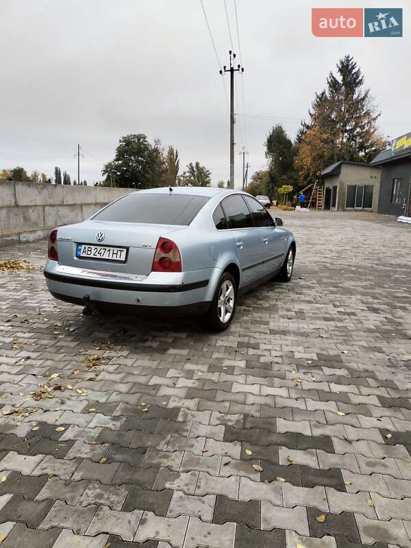 Седан Volkswagen Passat 2000 в Дашеве