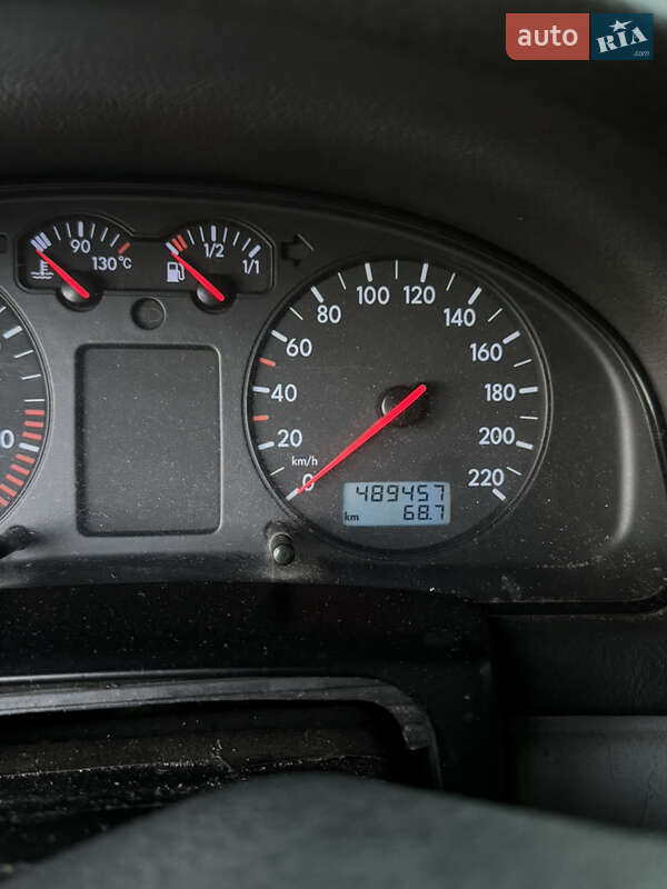 Седан Volkswagen Passat 1998 в Хмельнике