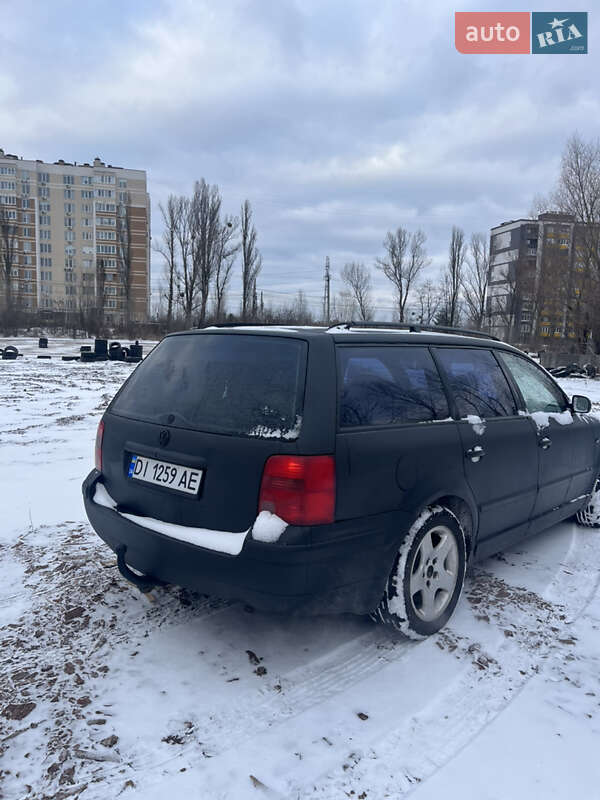 Универсал Volkswagen Passat 1998 в Вышгороде