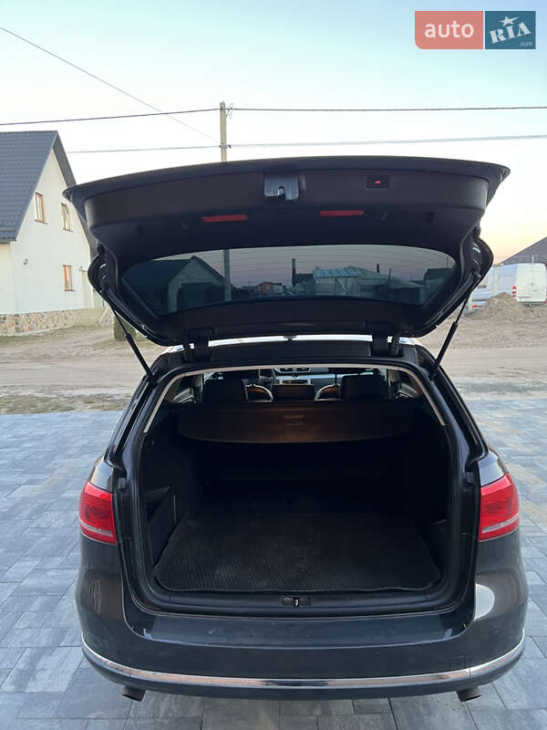 Универсал Volkswagen Passat 2011 в Сарнах