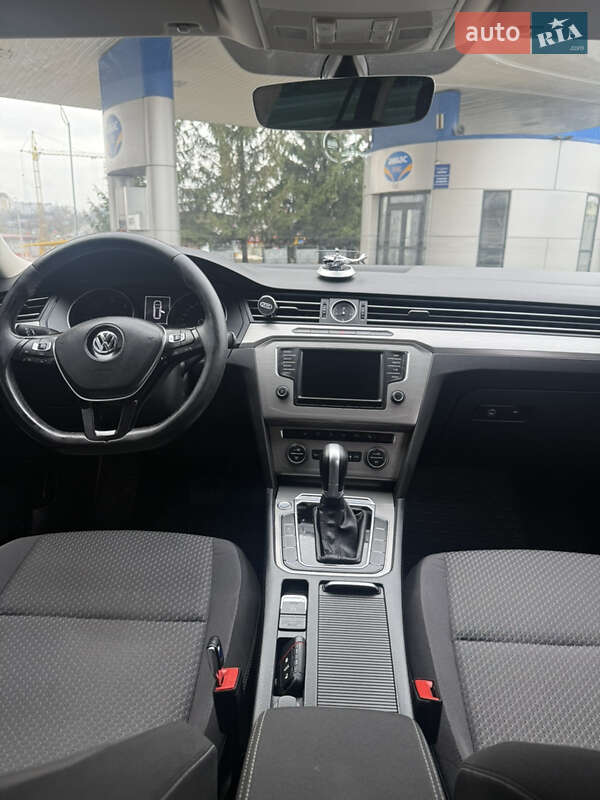 Универсал Volkswagen Passat 2017 в Хмельницком фото 4 Универсал Volkswagen Passat 2017 в Хмельницком