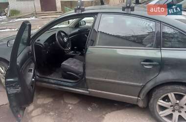 Седан Volkswagen Passat 1998 в Киеве