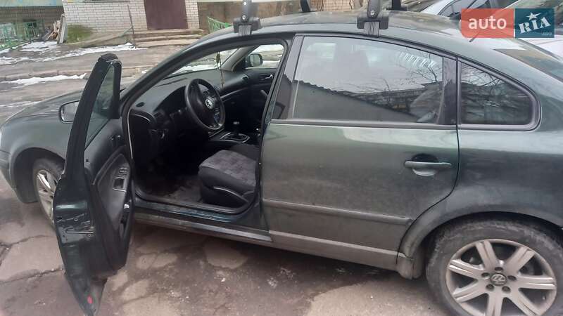 Седан Volkswagen Passat 1998 в Киеве