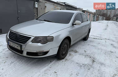 Седан Volkswagen Passat 2005 в Кременчуге