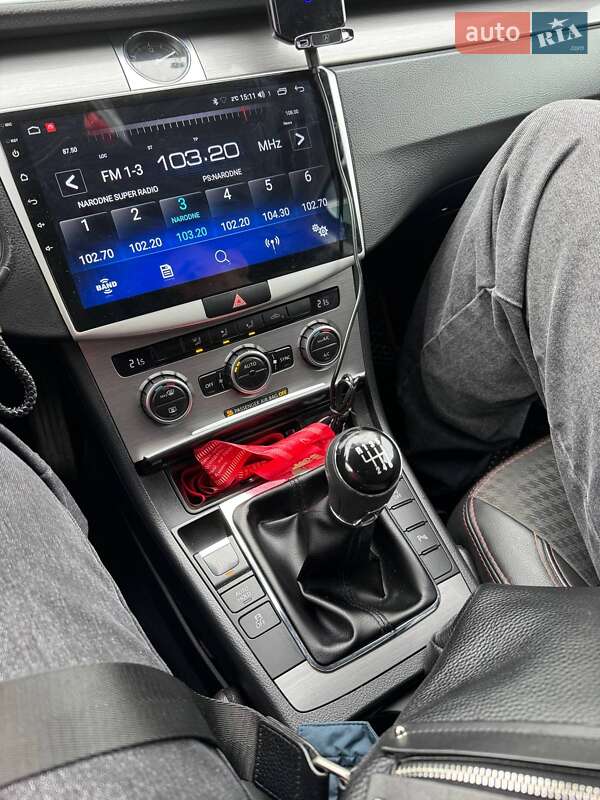 Универсал Volkswagen Passat 2014 в Одессе