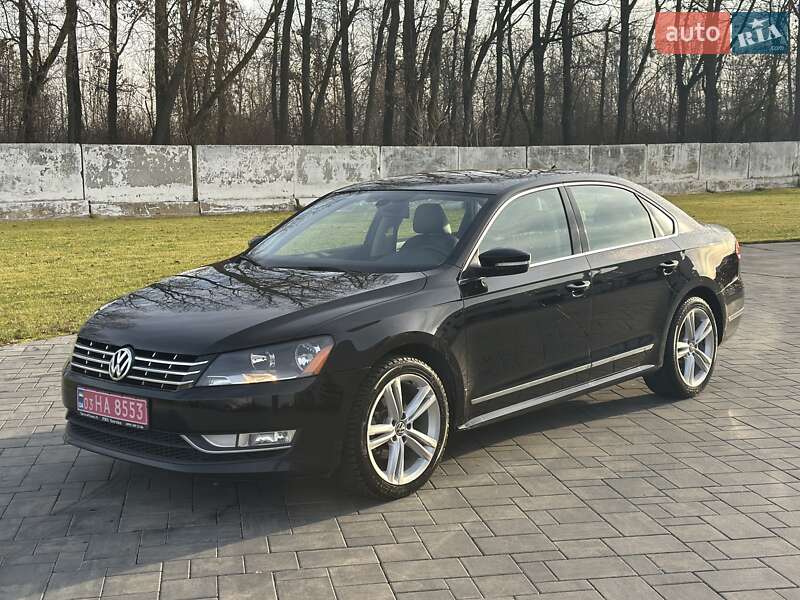 Седан Volkswagen Passat 2012 в Луцке