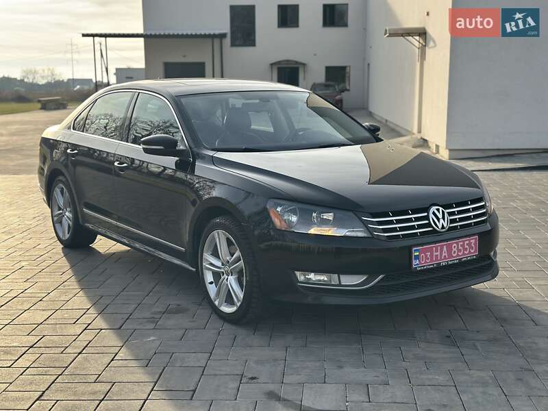 Седан Volkswagen Passat 2012 в Луцке