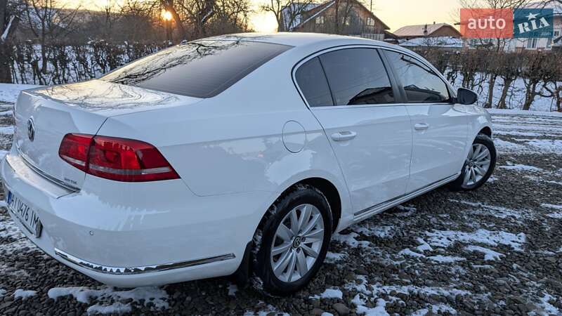 Седан Volkswagen Passat 2013 в Ивано-Франковске
