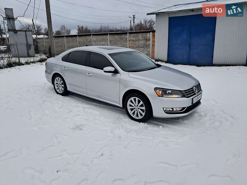 Седан Volkswagen Passat 2012 в Черкасах