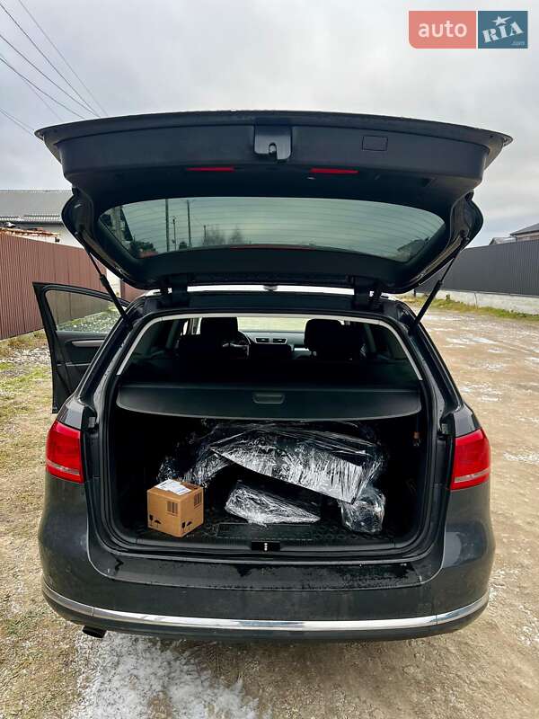 Універсал Volkswagen Passat 2011 в Львові