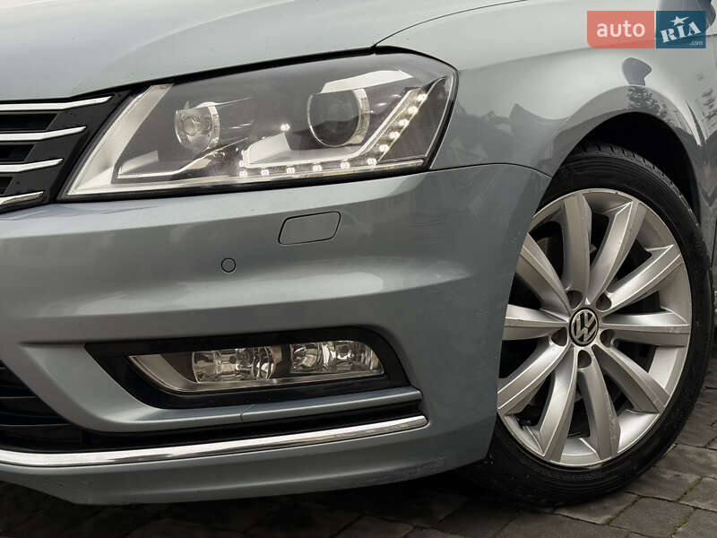 Универсал Volkswagen Passat 2012 в Дрогобыче