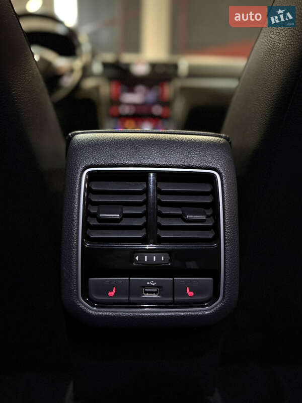 Седан Volkswagen Passat 2016 в Запоріжжі