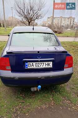 Седан Volkswagen Passat 2000 в Олександрії