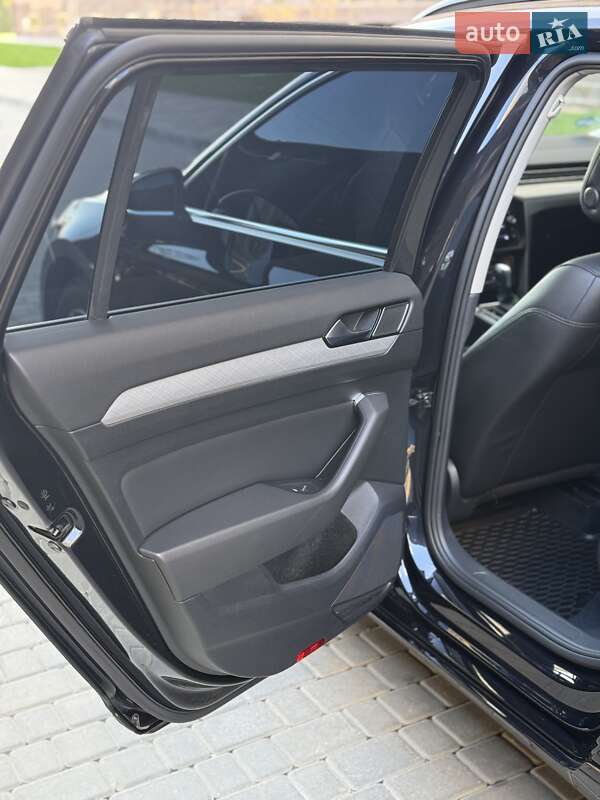 Універсал Volkswagen Passat 2021 в Одесі фото 15 Універсал Volkswagen Passat 2021 в Одесі