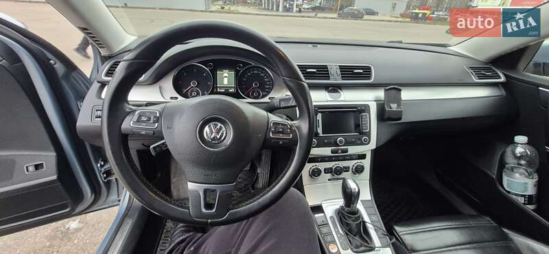 Универсал Volkswagen Passat 2012 в Харькове