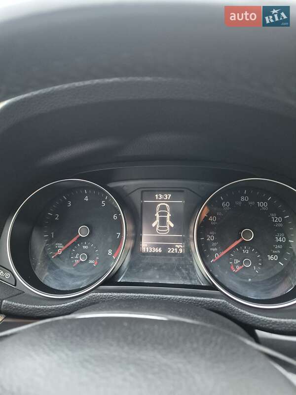 Седан Volkswagen Passat 2016 в Кривому Розі