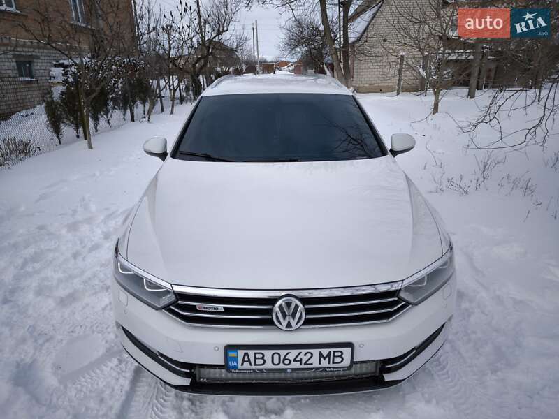 Універсал Volkswagen Passat 2015 в Козятині