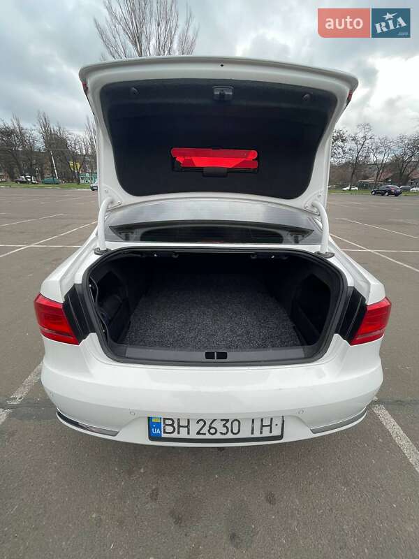 Седан Volkswagen Passat 2012 в Одессе фото 7 Седан Volkswagen Passat 2012 в Одессе