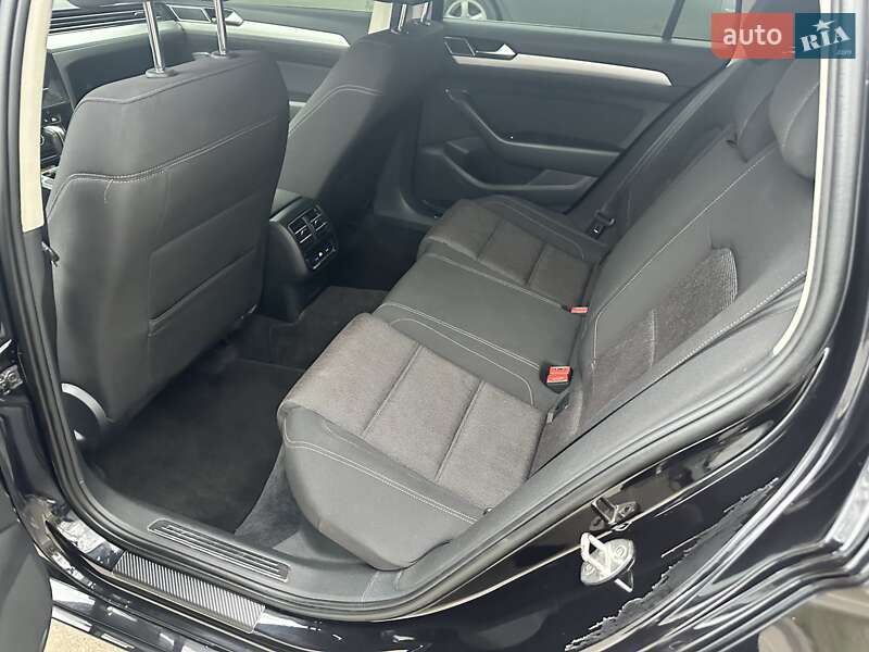 Универсал Volkswagen Passat 2017 в Кривом Роге