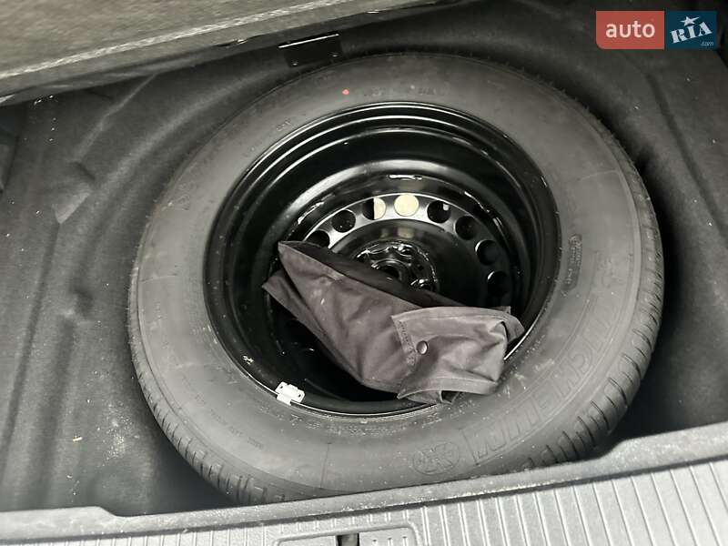 Универсал Volkswagen Passat 2017 в Кривом Роге