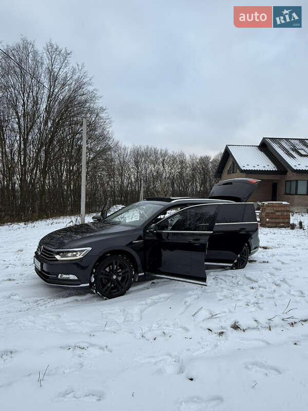 Універсал Volkswagen Passat 2015 в Рівному