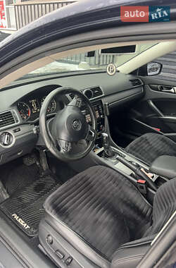 Седан Volkswagen Passat 2013 в Хмельницком
