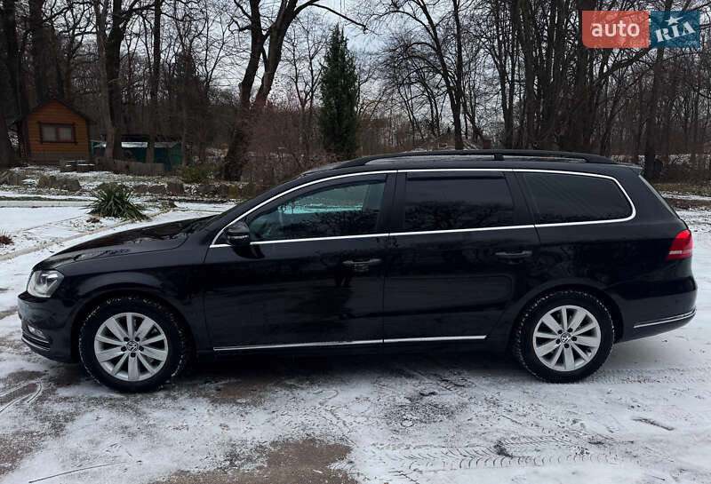 Універсал Volkswagen Passat 2013 в Дрогобичі