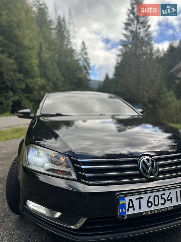 Седан Volkswagen Passat 2011 в Межгорье