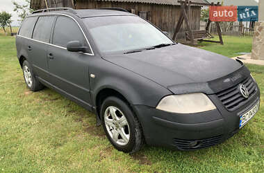 Універсал Volkswagen Passat 2001 в Яворові