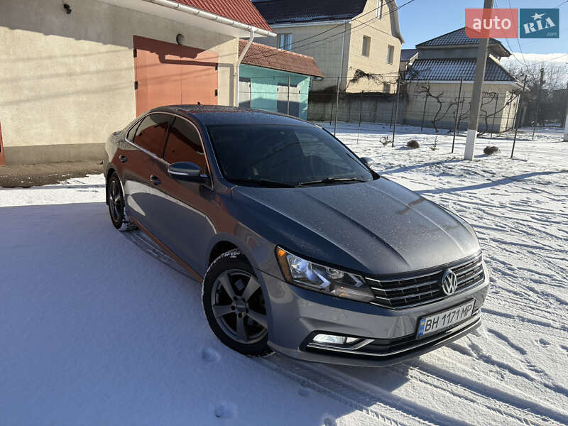 Седан Volkswagen Passat 2015 в Подільську