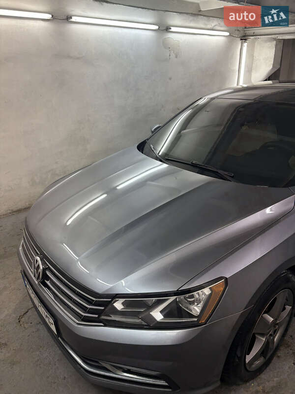Седан Volkswagen Passat 2015 в Подільську