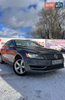 Седан Volkswagen Passat 2011 в Черкассах