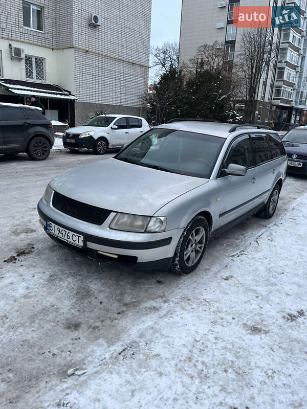 Универсал Volkswagen Passat 2000 в Кременчуге
