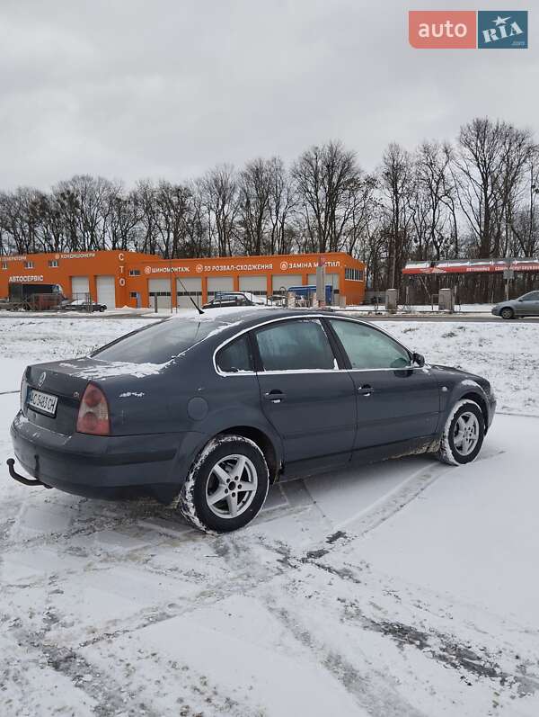 Седан Volkswagen Passat 2001 в Рованцях фото 8 Седан Volkswagen Passat 2001 в Рованцях