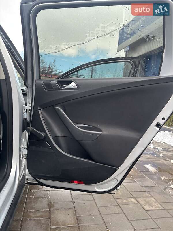 Универсал Volkswagen Passat 2006 в Кривом Роге