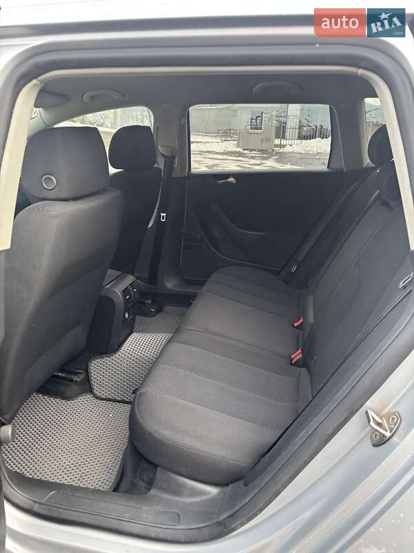 Универсал Volkswagen Passat 2006 в Кривом Роге