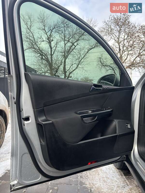 Универсал Volkswagen Passat 2006 в Кривом Роге