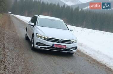 Універсал Volkswagen Passat 2022 в Бучі