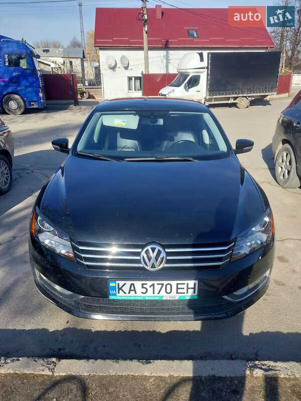 Седан Volkswagen Passat 2015 в Тернополе