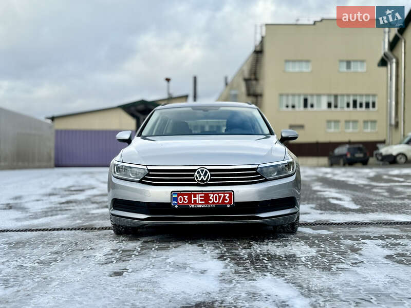 Универсал Volkswagen Passat 2016 в Луцке